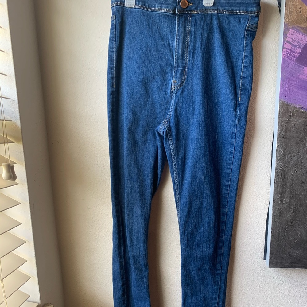 Divided jeans